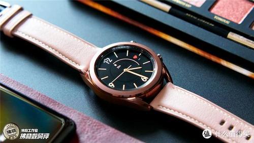 三星galaxy watch3并没有延续此前"galaxy watch active 2"的命名规则