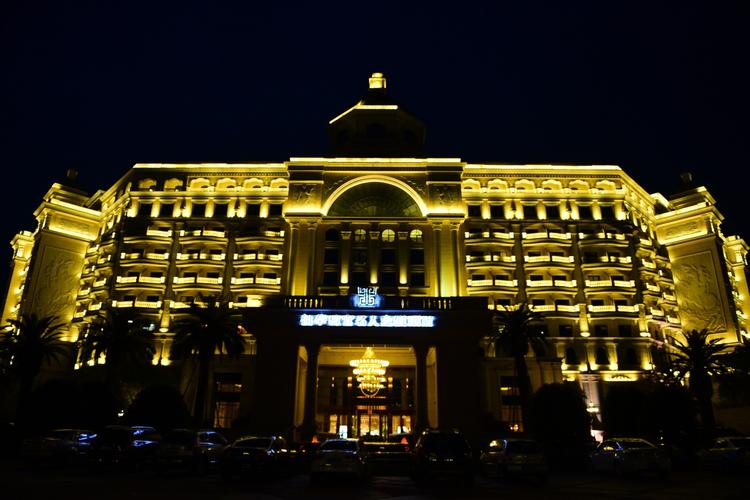 浦江仙华檀宫名人度假酒店,据说是浦江当地最好