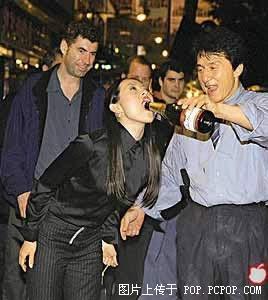 从章子怡的轮番炒作看出她的善良,你发现了吗?