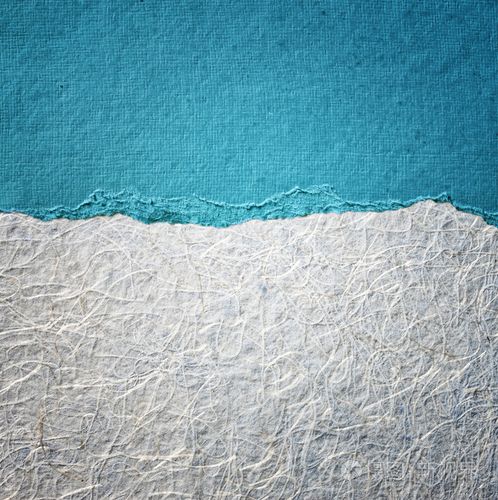 旧画布纹理背景与微妙的条纹图案和蓝色复古撕纸