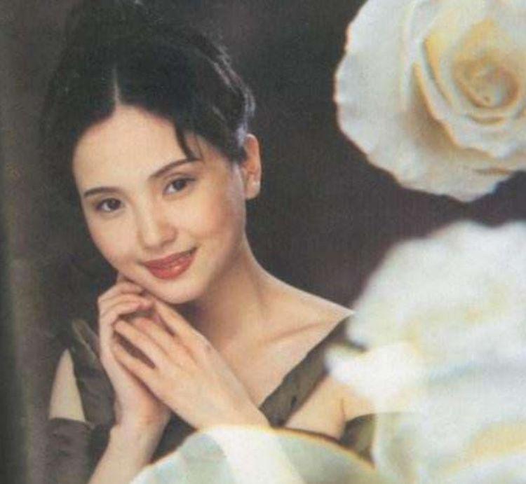 原创小白菜陶慧敏红极一时二婚嫁周迅恩师如今活成了这样