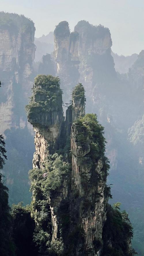 五一必去张家界绝美景点有山有水有节目汇集了湘西旅游精华