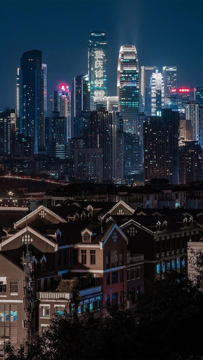 山城带你一起欣赏重庆发布"这里很重庆"栏目今天勾勒出城市建筑的线条