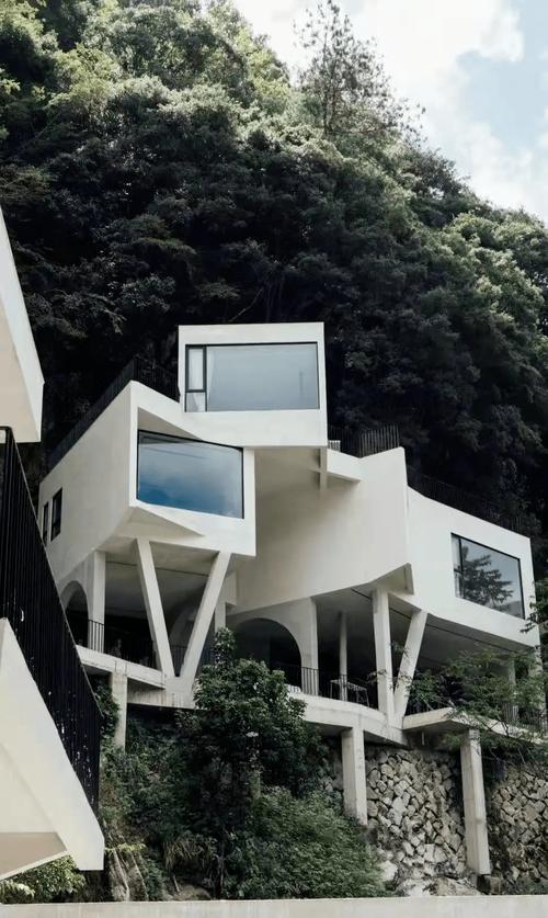 遇见那云——悬崖上的天空之城_温泉度假村_生活_景宁