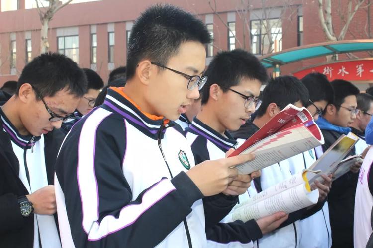 参观衡水中学丨观跑操,探访学生社团,解名校发展秘诀!