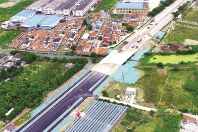 "四快二慢"车道,和省界对面的江苏省昆山市淀山湖镇新乐路联通,计划于