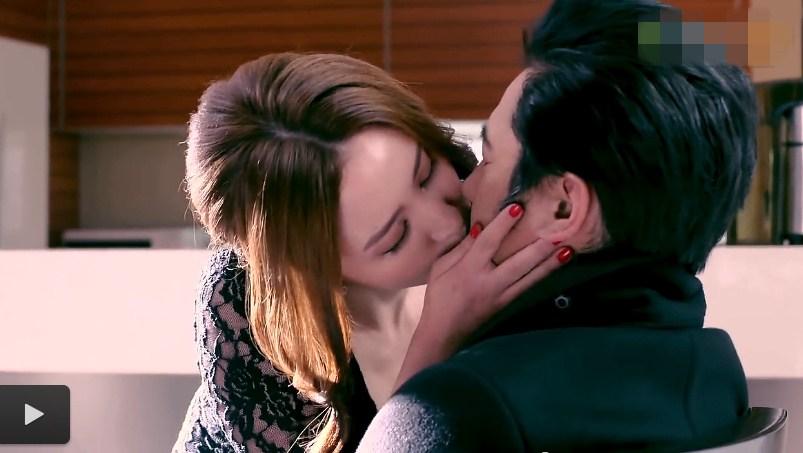 《离婚律师》大尺度片段曝光