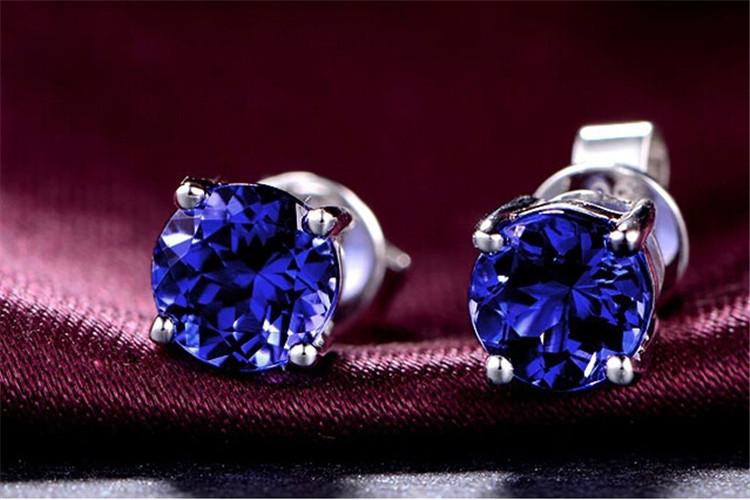 米莱珠宝白18k金2.12克拉求婚钻石耳环_珠宝图片