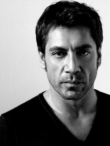 哈维尔·巴登 javier bardem 《老无所依》冷面变态杀手,蓄个长头发