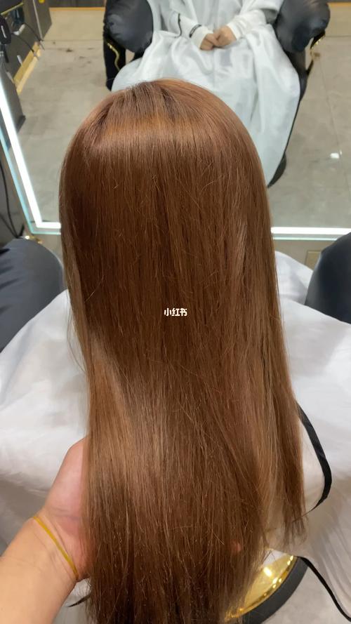 暖棕色_二七万达自由行热门攻略_夏天去哪玩_时尚_发型