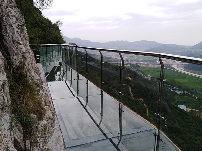 林家山—象山玻璃栈道游