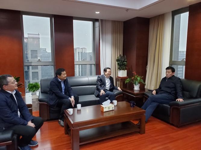 孙圣杰一行拜访中铁建城市建设投资公司党委书记董事长张挺军