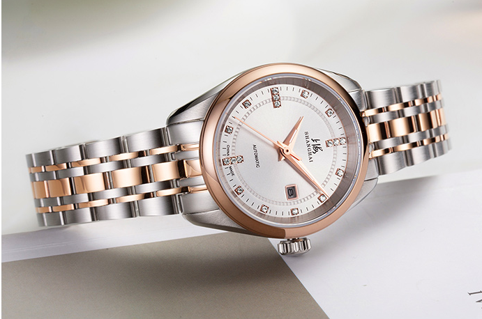 不同年龄戴不同的手表,40岁的女性适合戴什么手表?