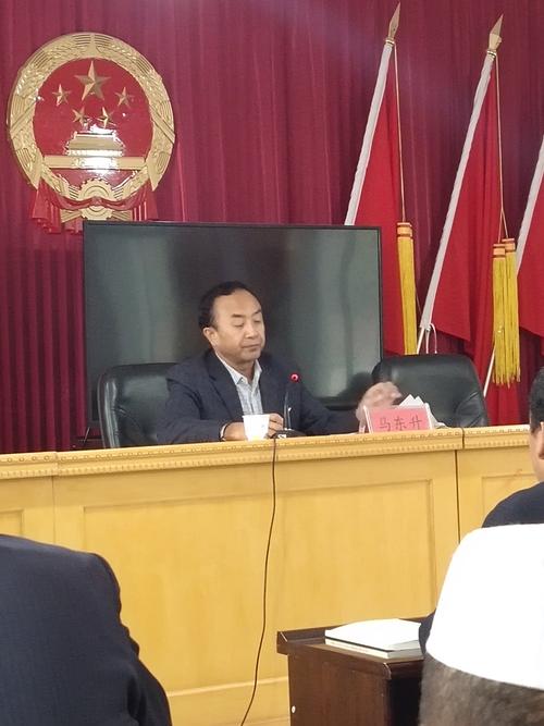 县人大常委会主任马东升围绕"不忘初心,牢记使命"主体教育讲党课