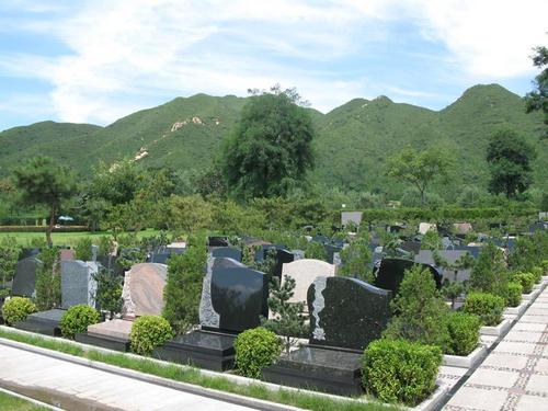 长城华人怀思堂具体位置路线