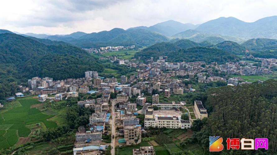  p>浪平镇,古称朗平,是广西壮族自治区玉林市博白县下辖的28个镇之一