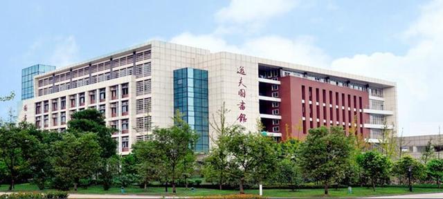 5,四川省非省会城市五大名校:西南医科大学(位于四川省地级市泸州市)