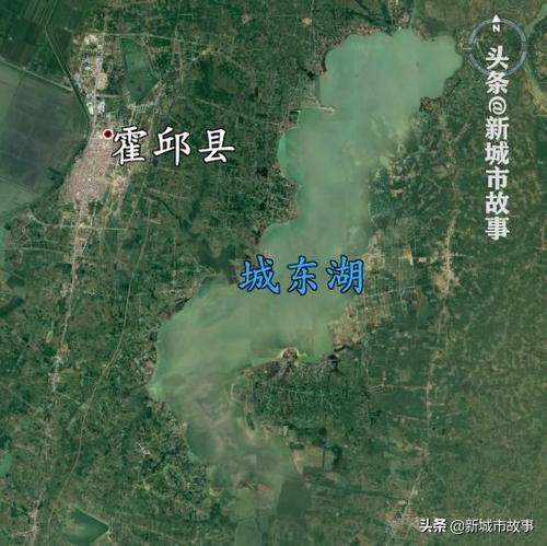 城东湖,位于淮河右岸支流汲河的下游,安徽省六安霍邱县城东部,故名.