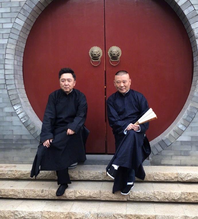 郭德纲为于谦写情话晒合照,他到底有什么能耐?