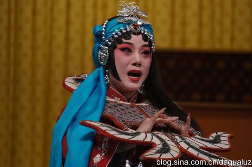 继续上传熊明霞主演的京剧《玉堂春》之剧照.