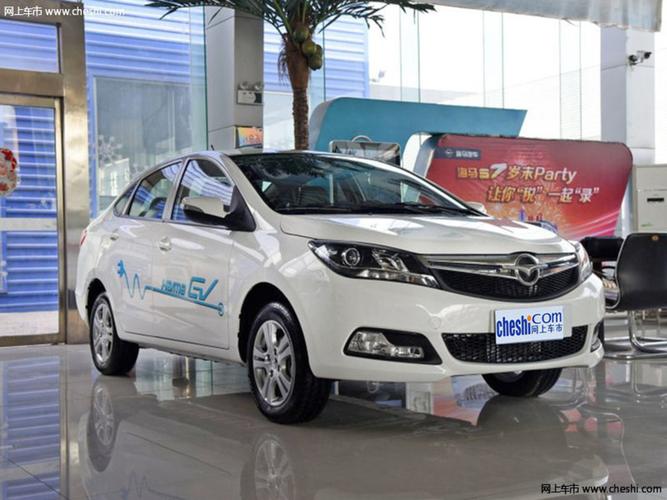 汽车图片 海马 海马e3 外观整体 (1/2)  速度分类: 外观整体 (2张)