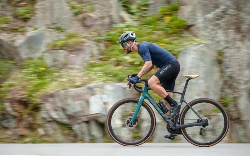 scott最轻电助力公路车再升级新款addicteride减重250克