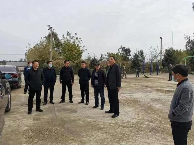 公主岭市副市长董华督导检查"千村示范"创建和秋收安全生产工作