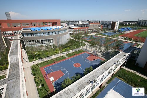 北京新英才学校校园环境