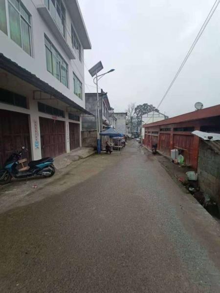 战疫前线凤冈县何坝镇船头村地不分南北人不分老幼大战疫情