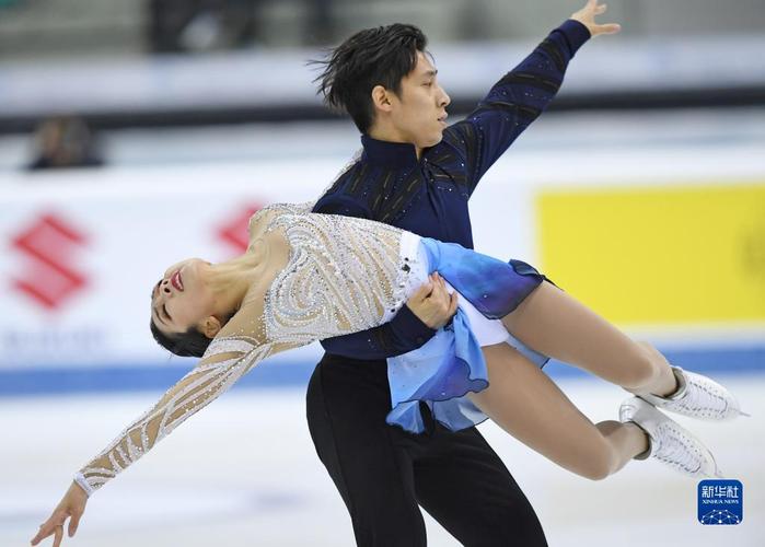 花样滑冰大奖赛意大利站中国选手包揽双人滑冠亚军