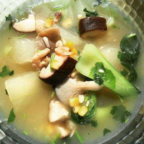 香菇冬瓜什锦汤