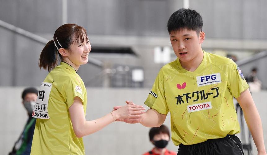 张本智和/早田希娜一天双赛,在下午进行的第三轮比赛,他们的对手是堀