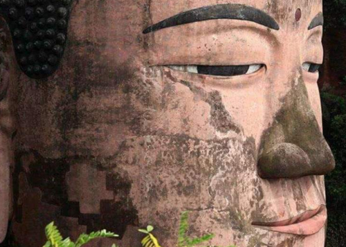 为何乐山大佛流泪后,总是发生灾难?千年谜团能否解开?