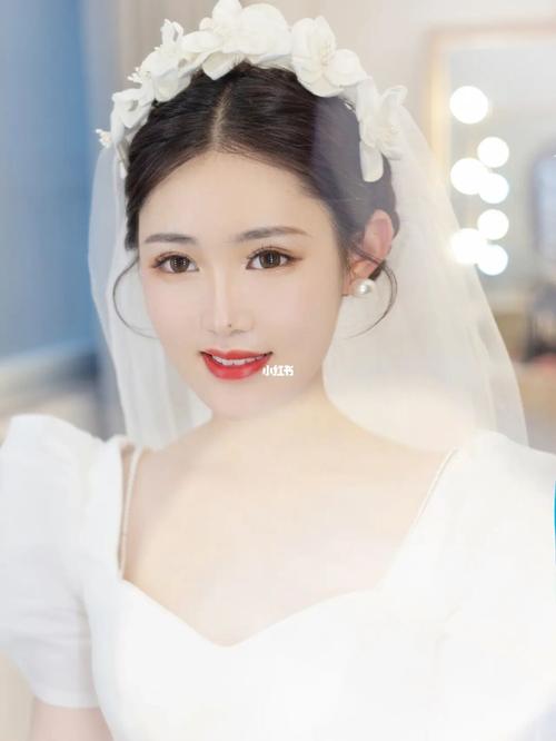 新娘的简约白纱造型75超实用75商丘婚纱