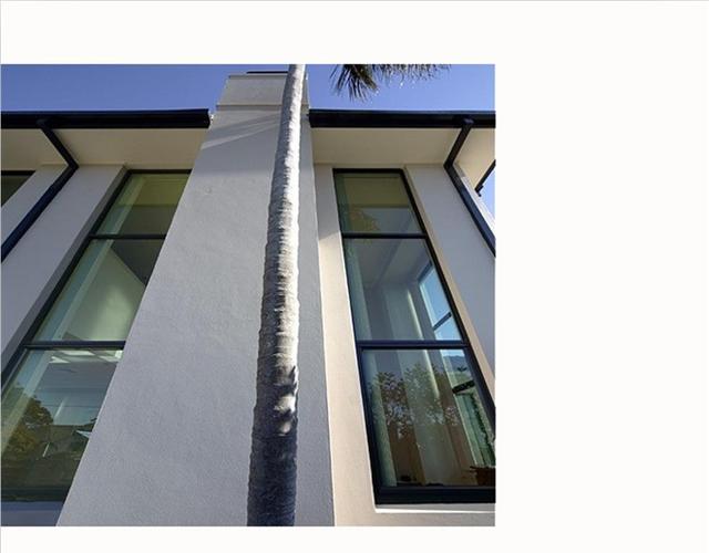 通常用于走道,楼梯间的采光窗和一般窗的某些部位1.