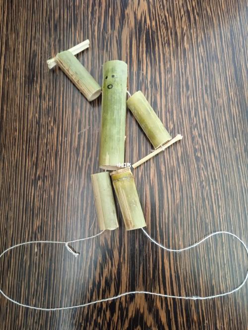 我做了一个个上午才出的成品_竹节人_兴趣爱好_手工