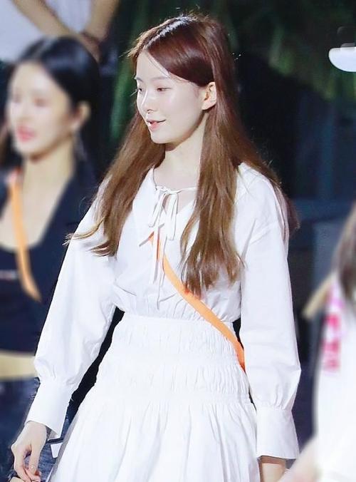 硬糖少女录《青春环游记》路透,希林显c位优势,陈卓璇遗憾可惜