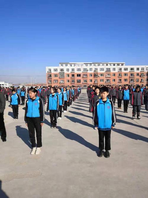 梨树三中"关注安全"主题升旗仪式