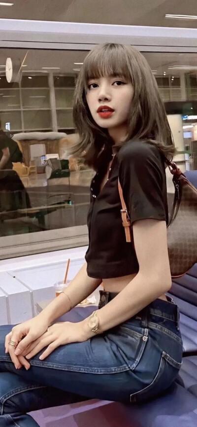 lisa壁纸 sweet