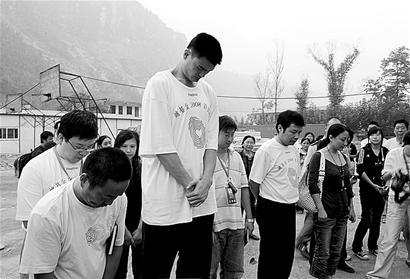 姚明悼穆铁柱当年对他是仰视让我想起张伯伦