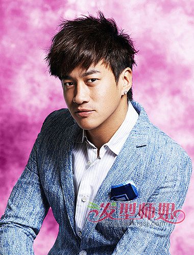 男生离子烫发型有几种 男生蓬松发型离子烫