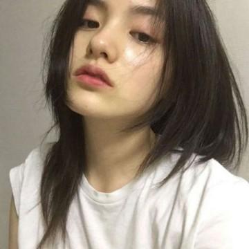 2021高冷气质女生头像