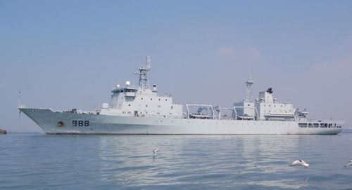 十,三型号海军支援舰和补给舰将陆续开工文章称,2013年2月,伊朗公布了