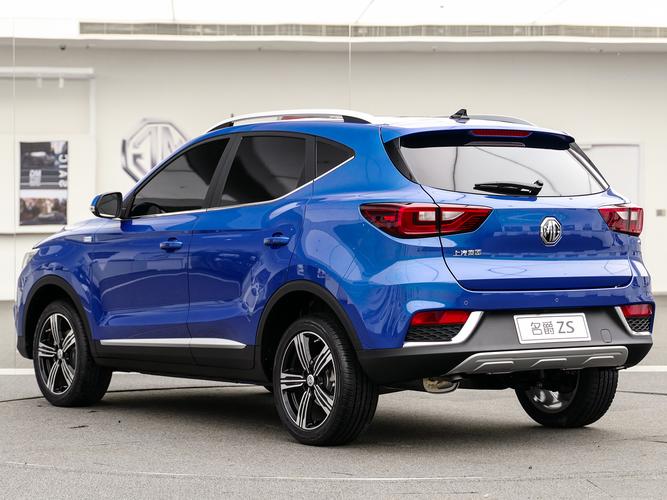 汽车——名爵zs 街拍