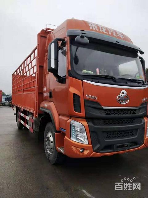 一年的乘龙h5 6米8高栏载货车 亏本卖