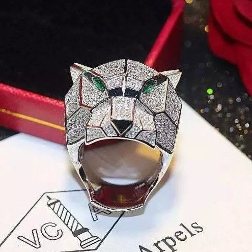 卡地亚品牌象征猎豹戒指ca1924 钻石铺镶斑斓豹纹 祖母绿豹眼