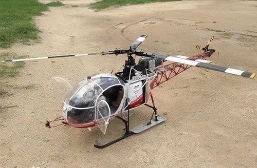 世界上最小的烟盒直升机