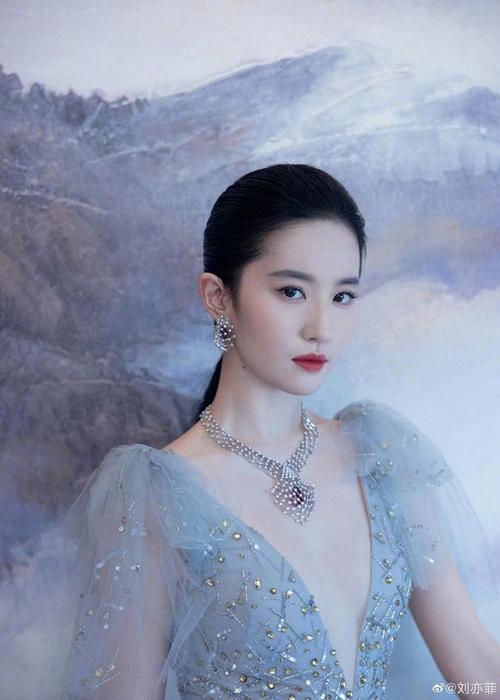 组图:刘亦菲获digital spy最佳女演员奖 展现中国演员实力