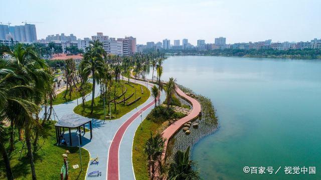 海南海口:改造后的红城湖公园景色宜人,进一步提升