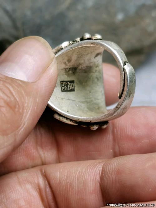 清代老翡翠戒指,银托镶嵌翡翠,包老,保真